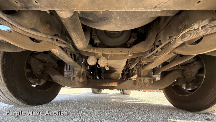 image for item EU2209 2021 International LT625 semi truck