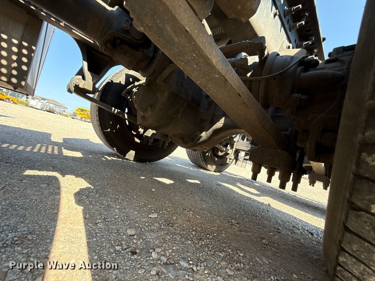 image for item EU2209 2021 International LT625 semi truck