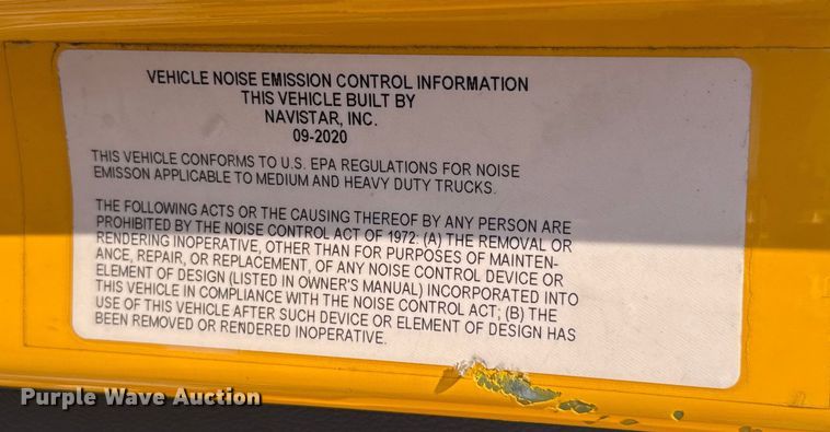 image for item EU2210 2021 International LT625 semi truck