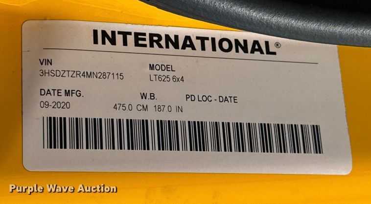 image for item EU2210 2021 International LT625 semi truck