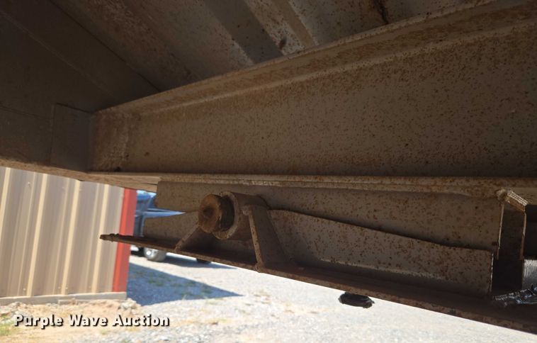 image for item EU3569 2014 Armor Lite SBD-40 bottom dump trailer