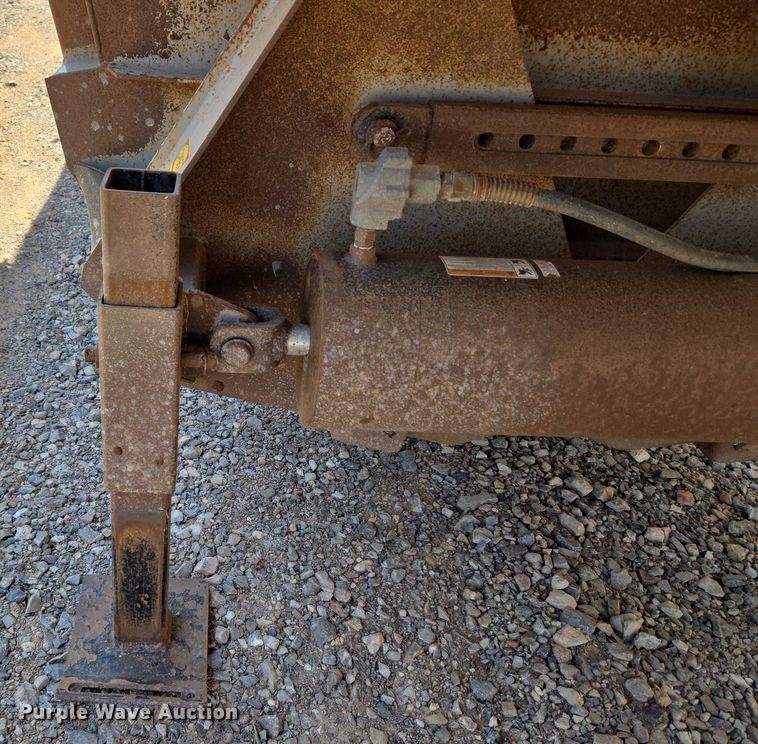 image for item EU3569 2014 Armor Lite SBD-40 bottom dump trailer