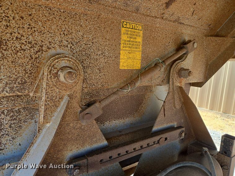 image for item EU3569 2014 Armor Lite SBD-40 bottom dump trailer