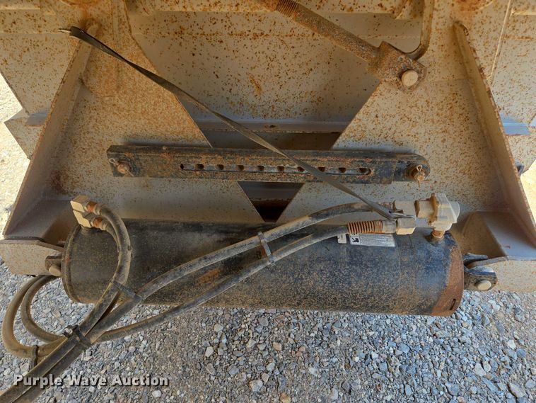 image for item EU3569 2014 Armor Lite SBD-40 bottom dump trailer