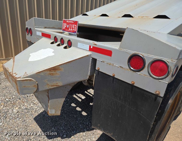 image for item EU3569 2014 Armor Lite SBD-40 bottom dump trailer