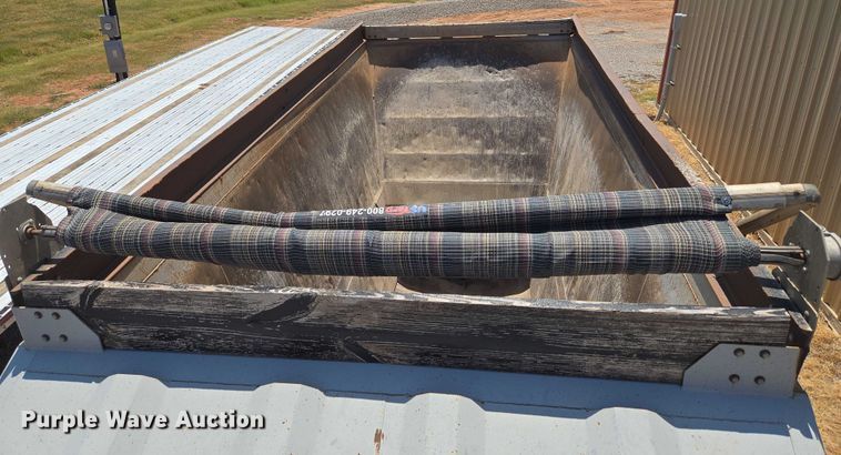 image for item EU3569 2014 Armor Lite SBD-40 bottom dump trailer