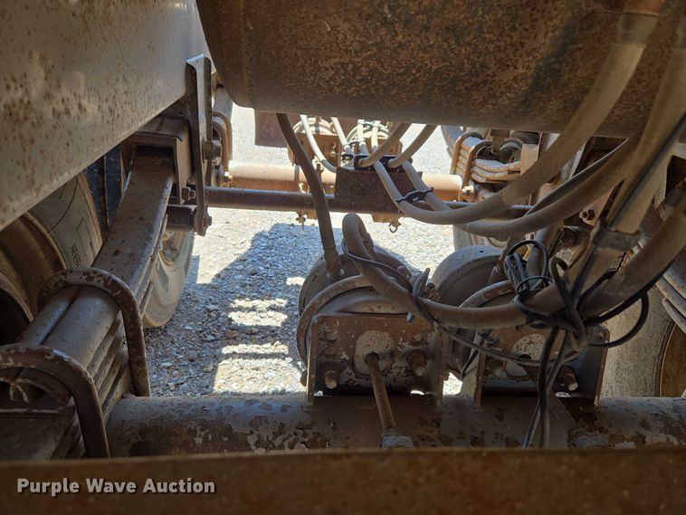 image for item EU3569 2014 Armor Lite SBD-40 bottom dump trailer