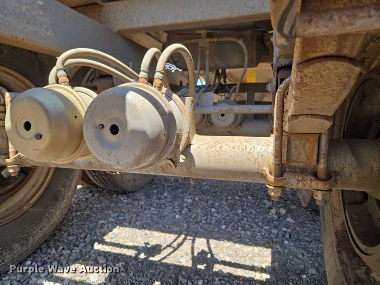 image for item EU3569 2014 Armor Lite SBD-40 bottom dump trailer