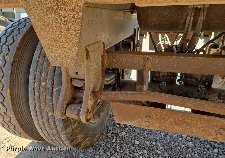 image for item EU3569 2014 Armor Lite SBD-40 bottom dump trailer