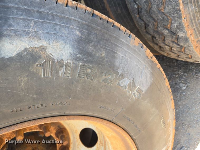 image for item EU3569 2014 Armor Lite SBD-40 bottom dump trailer