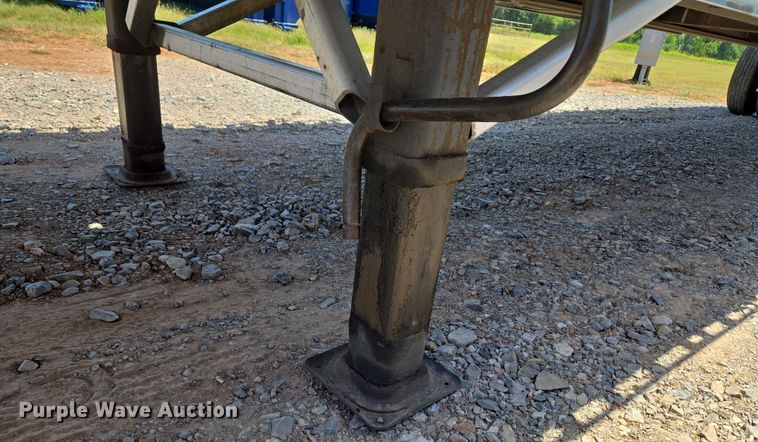 image for item EU3570 2014 Wilson AF-1080SS flatbed trailer