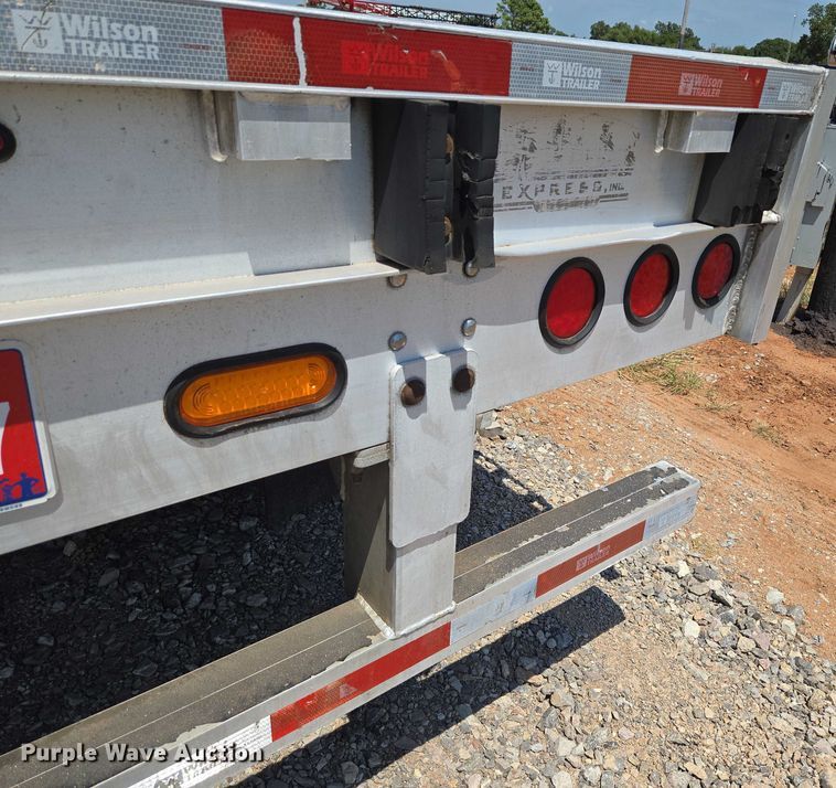 image for item EU3570 2014 Wilson AF-1080SS flatbed trailer