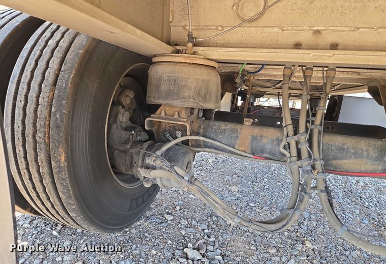 image for item EU3570 2014 Wilson AF-1080SS flatbed trailer