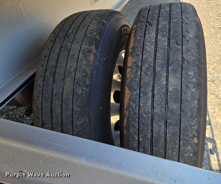 image for item EU3570 2014 Wilson AF-1080SS flatbed trailer