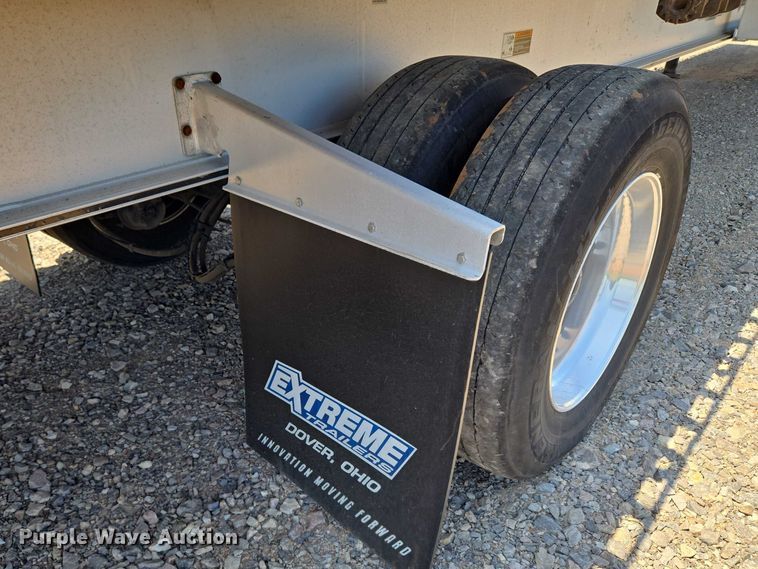 image for item EU3570 2014 Wilson AF-1080SS flatbed trailer