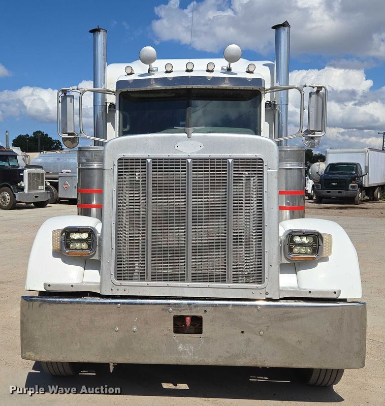 CAMIóN CAMAROTE 2007 PETERBILT