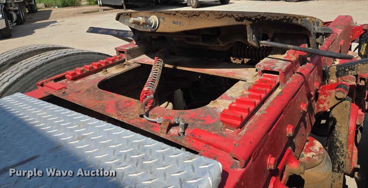 image for item EU3644 2007 Peterbilt 379 semi truck