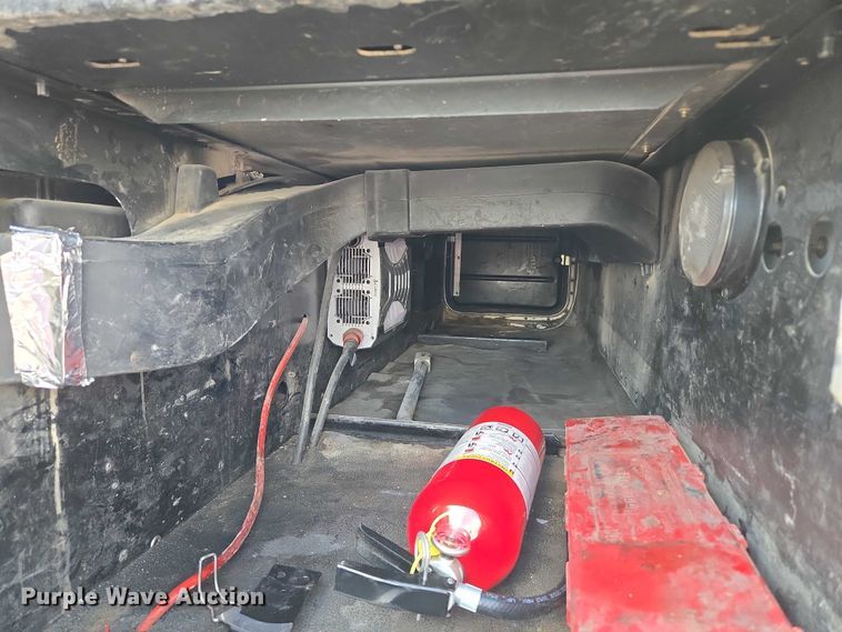 image for item EU3644 2007 Peterbilt 379 semi truck