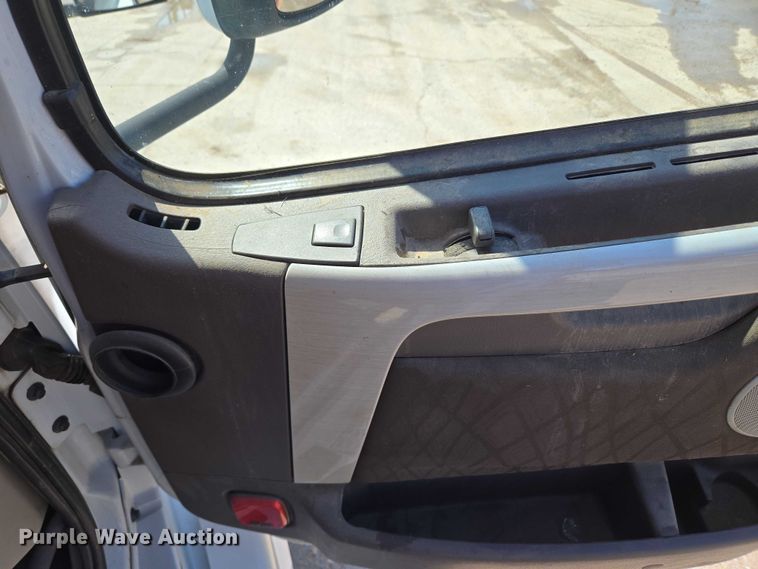 image for item EU3648 2015 Volvo VN semi truck