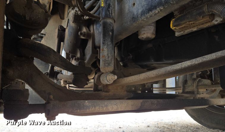 image for item EU3650 2008 Freightliner FLD132 semi truck