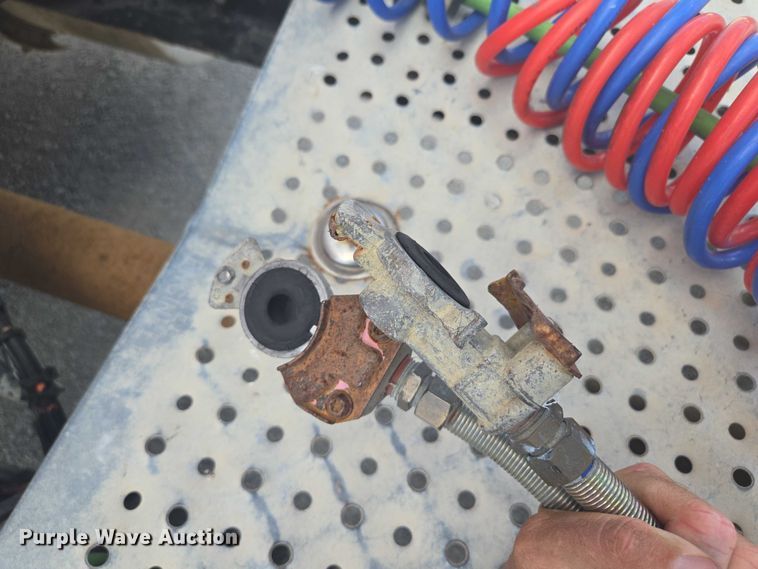 image for item EV1617 2007 Volvo VNL semi truck