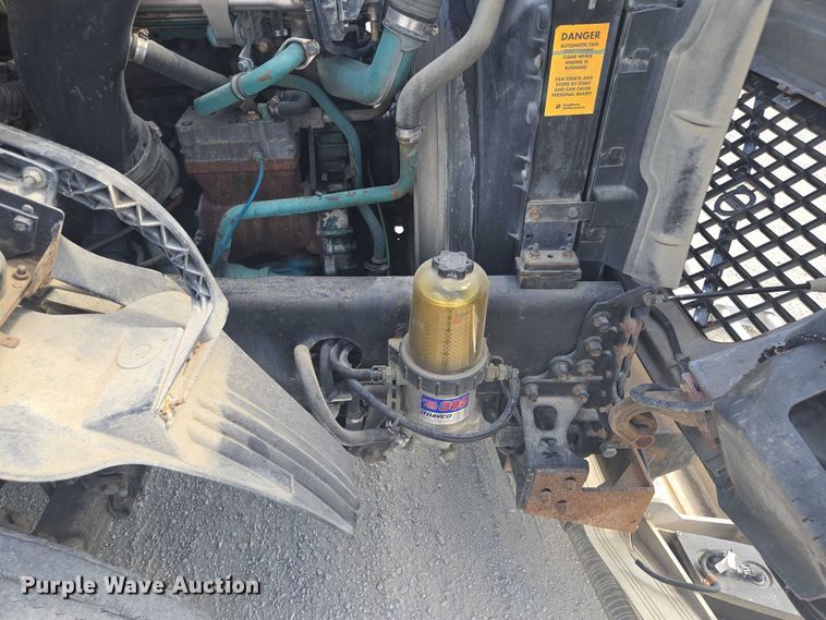 image for item EV1617 2007 Volvo VNL semi truck