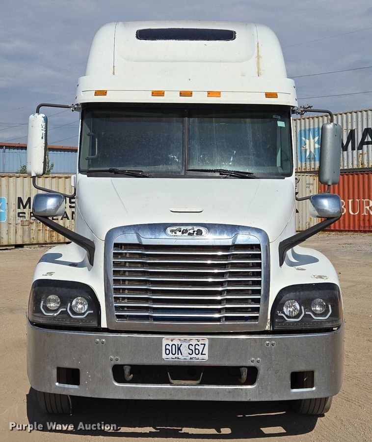 CAMIóN CAMAROTE 1999 FREIGHTLINER