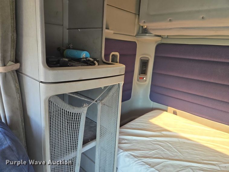 image for item EV1710 1999 Freightliner  Century Class semi truck