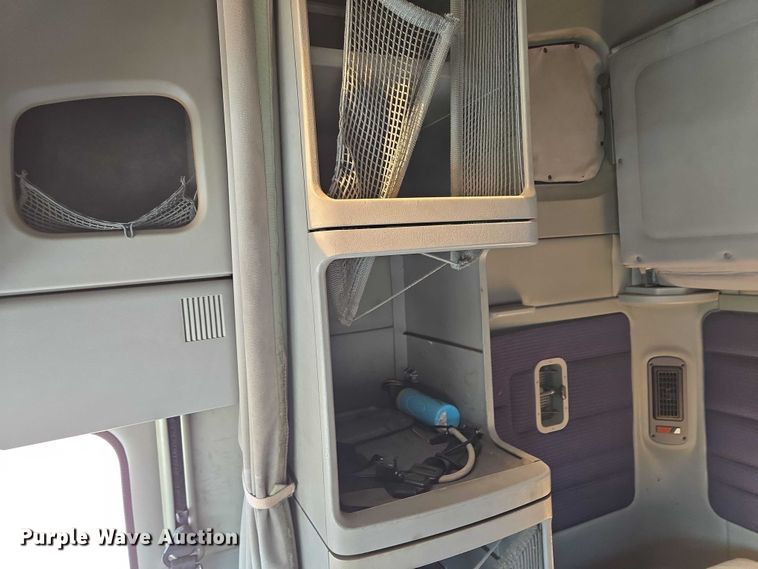 image for item EV1710 1999 Freightliner  Century Class semi truck