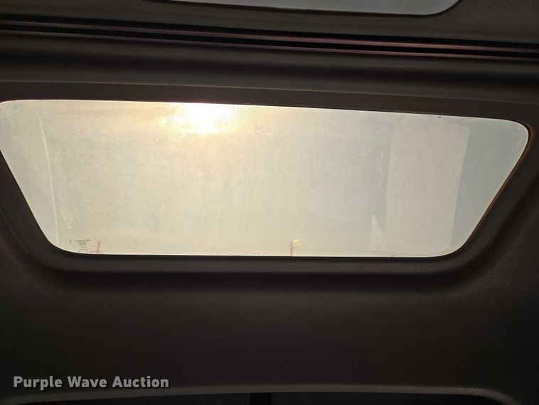 image for item EV1710 1999 Freightliner  Century Class semi truck