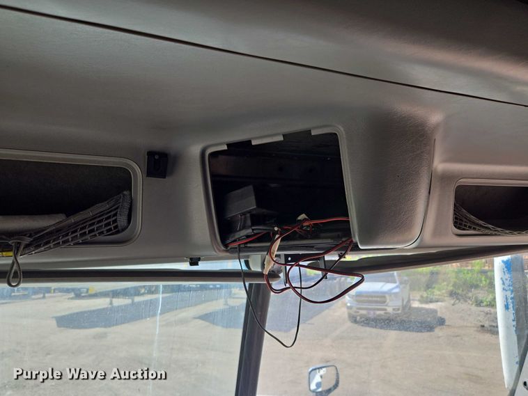 image for item EV1710 1999 Freightliner  Century Class semi truck