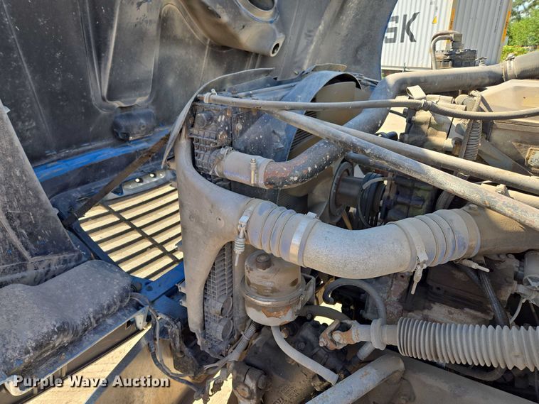 image for item EV1710 1999 Freightliner  Century Class semi truck