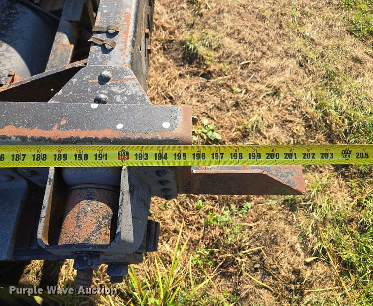 image for item EV1719 1990 GMC Top Kick C7000 truck cab and chassis