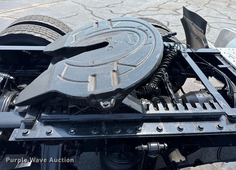 image for item GH9312 2023 Mack Anthem AN64T semi truck