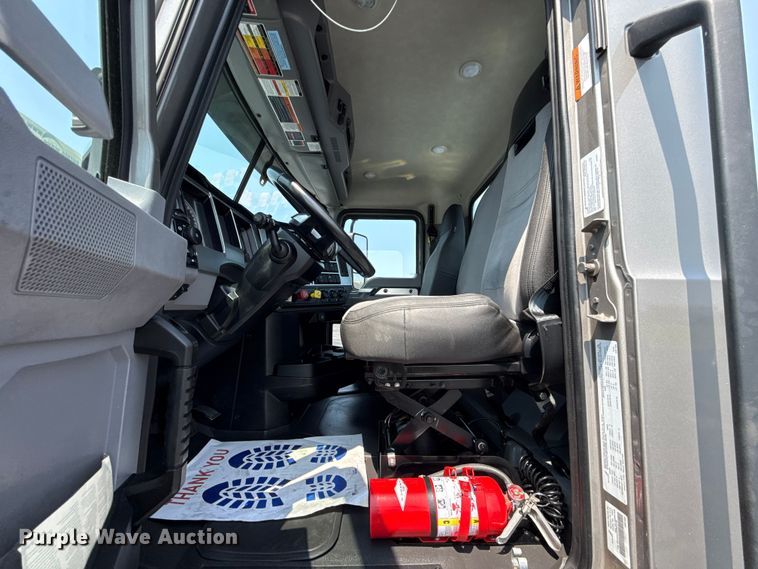 image for item GH9312 2023 Mack Anthem AN64T semi truck