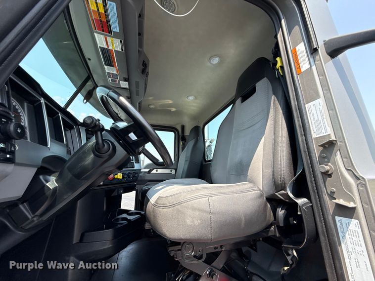 image for item GH9312 2023 Mack Anthem AN64T semi truck