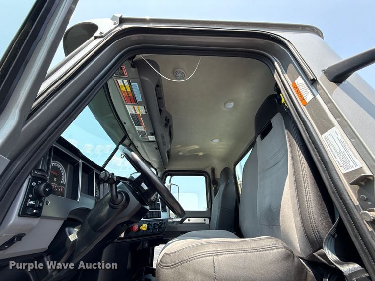 image for item GH9312 2023 Mack Anthem AN64T semi truck