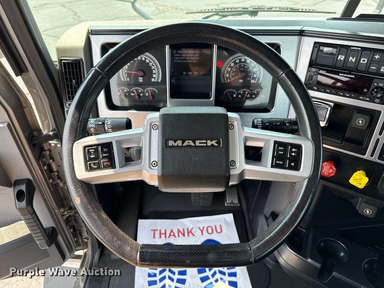 image for item GH9312 2023 Mack Anthem AN64T semi truck