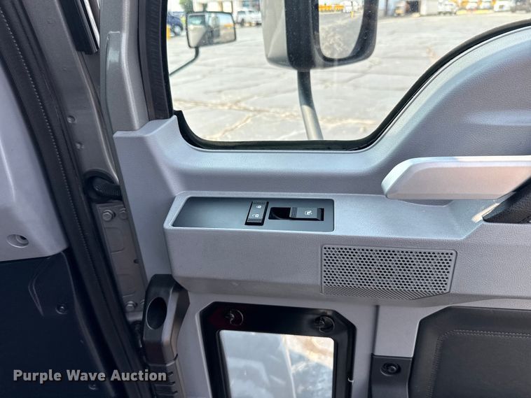 image for item GH9312 2023 Mack Anthem AN64T semi truck