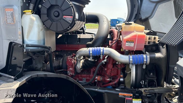 image for item GH9312 2023 Mack Anthem AN64T semi truck