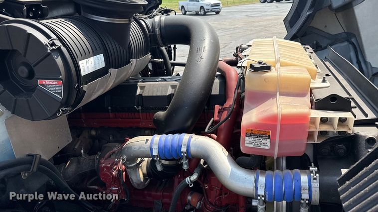 image for item GH9312 2023 Mack Anthem AN64T semi truck