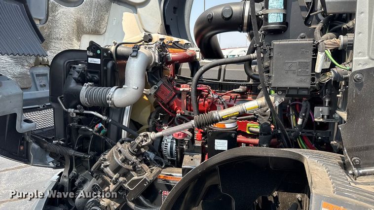 image for item GH9312 2023 Mack Anthem AN64T semi truck