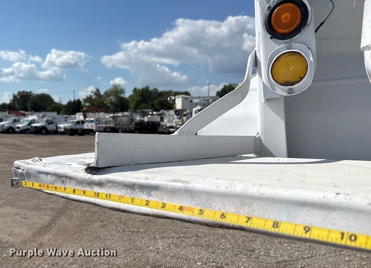 image for item NU9553 1969 Fruehauf pneumatic dry bulk trailer