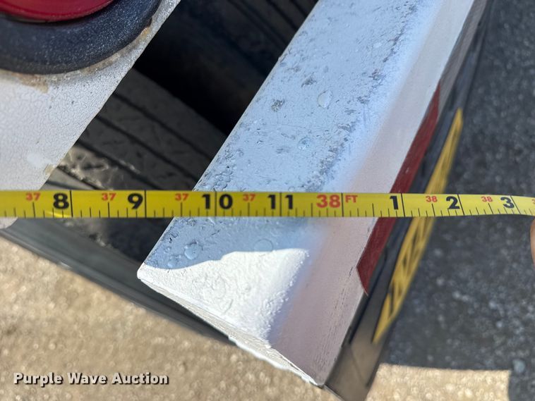 image for item NU9553 1969 Fruehauf pneumatic dry bulk trailer