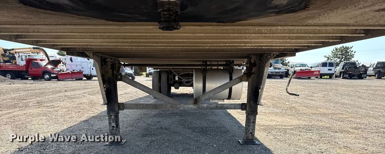 image for item NU9556 2008 Hyundai VR2480142-RS refrigerated van trailer