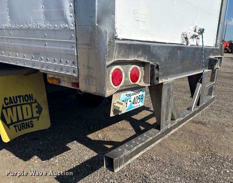 image for item NU9556 2008 Hyundai VR2480142-RS refrigerated van trailer