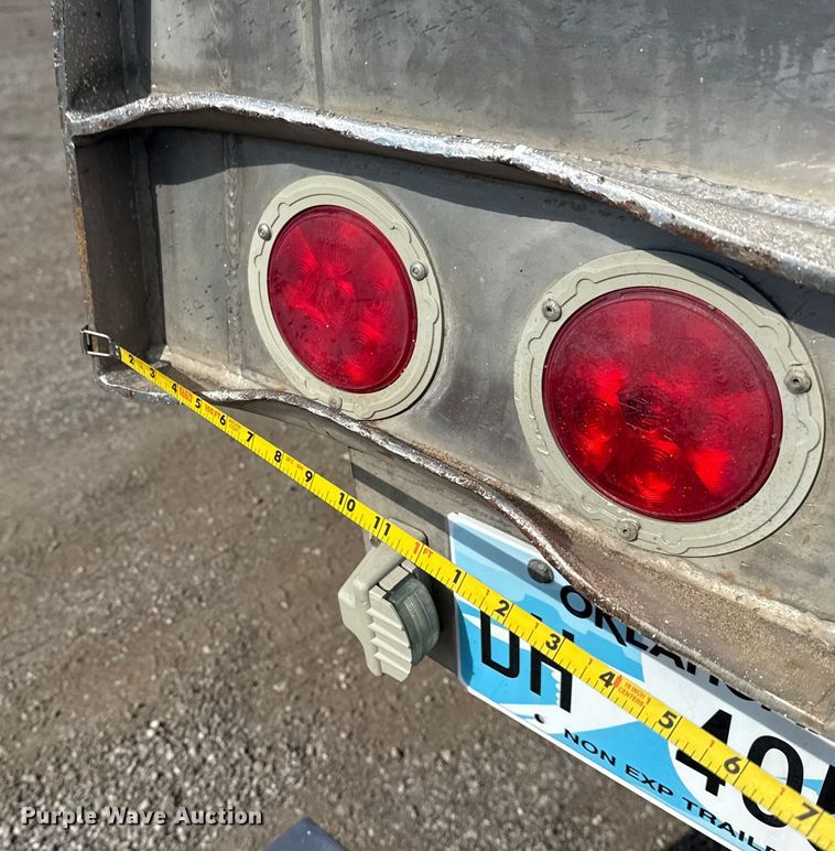 image for item NU9556 2008 Hyundai VR2480142-RS refrigerated van trailer