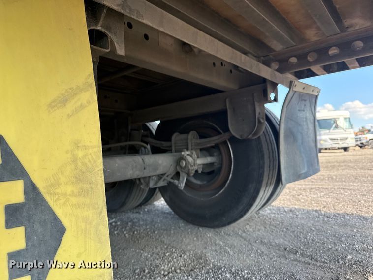 image for item NU9556 2008 Hyundai VR2480142-RS refrigerated van trailer