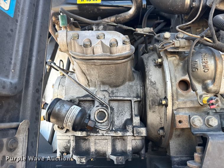 image for item NU9556 2008 Hyundai VR2480142-RS refrigerated van trailer