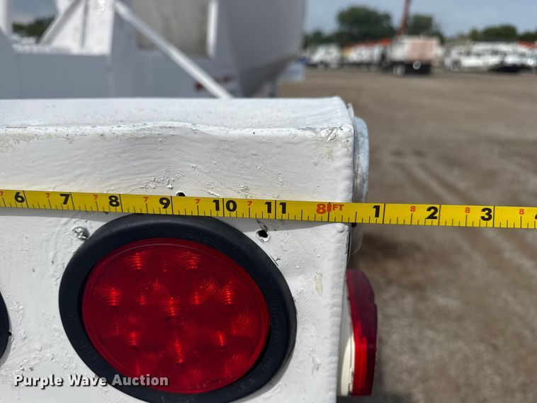 image for item NU9577 1978 Pullman Trailmobile pneumatic dry bulk trailer